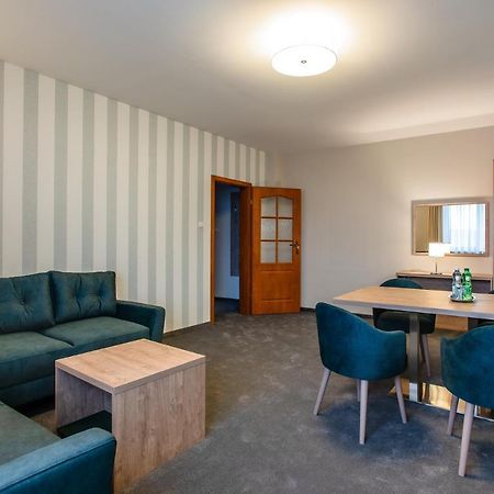 Hotel La Mar Kielce Buitenkant foto